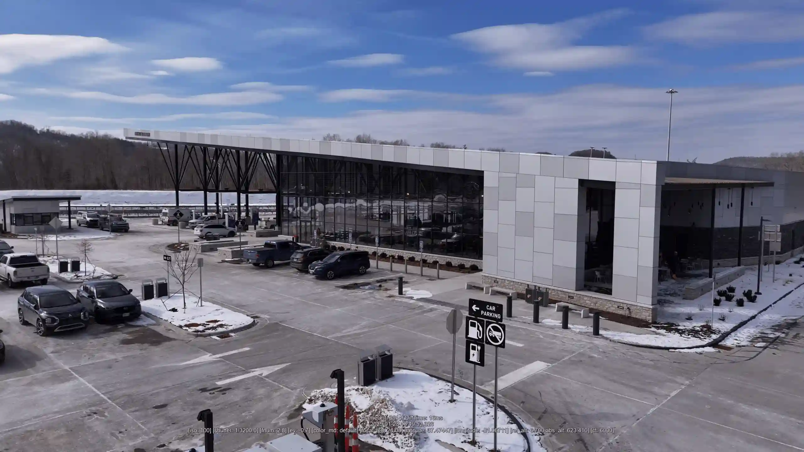 Bluestone Travel Plaza outside view